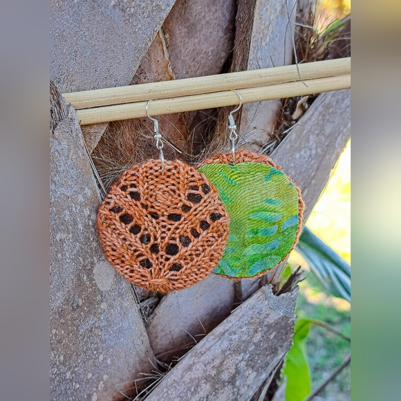Handmade Circle Knit Earrings Sparkled Orange Hand Dyed Yarn Green Cotton Fabric - Picture 12 of 16